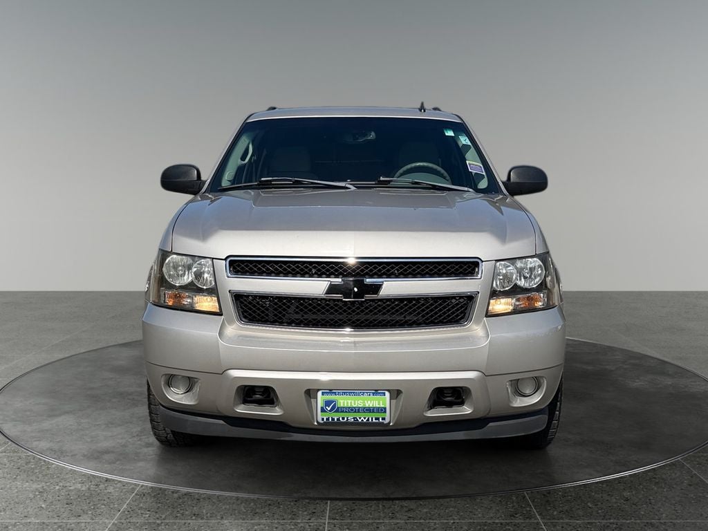 2007 Chevrolet Tahoe — side profile view