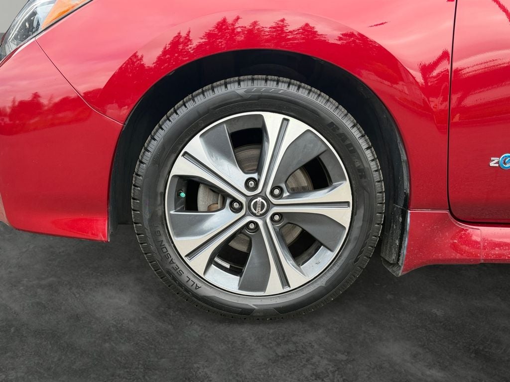 2019 Nissan Leaf — interior view