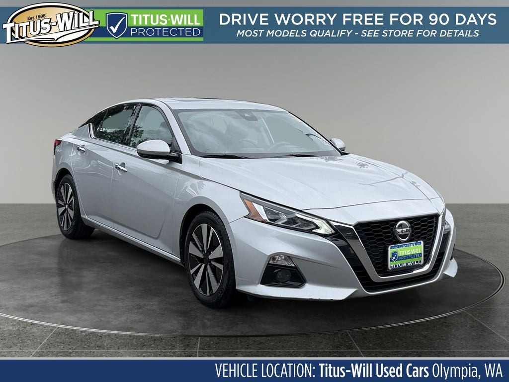 2019 Nissan Altima 2.5 SL in Brilliant Silver Metallic — front three-quarter view