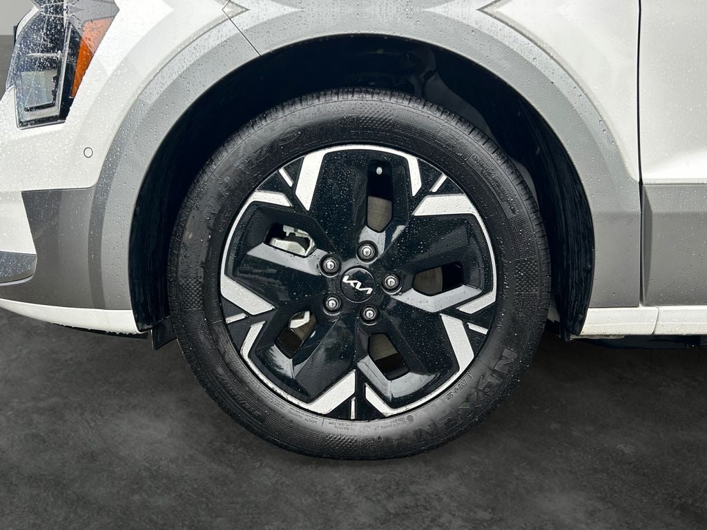 2023 Kia Niro EV — interior view